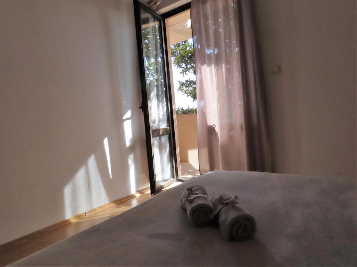 Rita Apartment